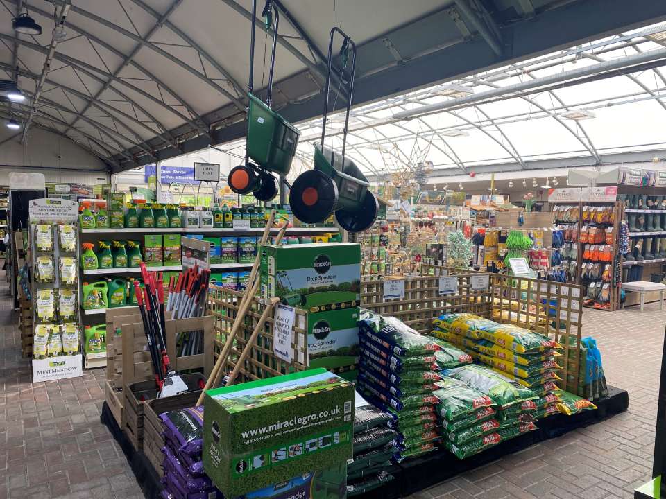 Garden shop at Knights Betchworth