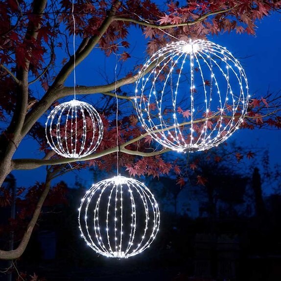 240 LED Twinkle Orb - Cool White 40 cm Dia