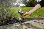 Gardena Comfort Full Or Part Circle Pulse Sprinkler - image 2