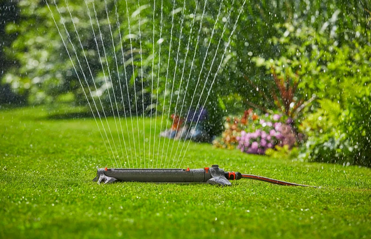 Gardena Oscillating Sprinkler AquaZoom - L - image 2