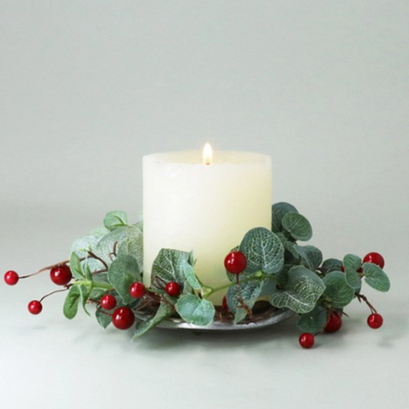 Gisela Graham Eucalyptus / Red Berry Candle Ring - Large - image 1