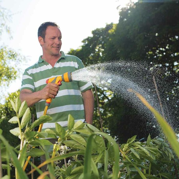Hozelock Multi Spray Plus Gun With Connector - image 2