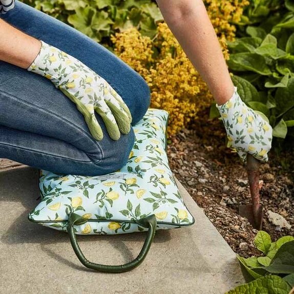 Kneeler Pillow Sicilian Lemon