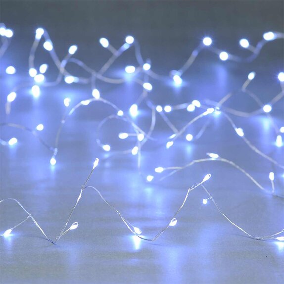 LED Dewdrop Cluster lights 80 white on 4m wire