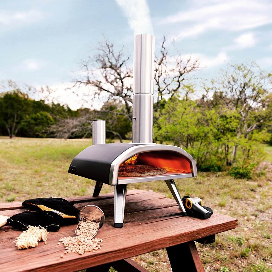 ooni-fyra-wood-pellet-pizza-oven-knights-garden-centres