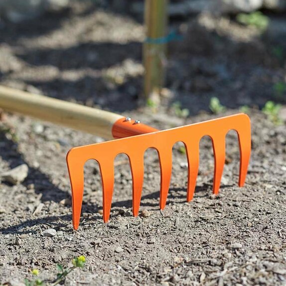 Soil Rake - image 2