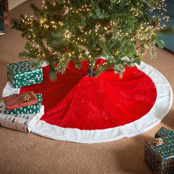 Traditional Tree Skirt