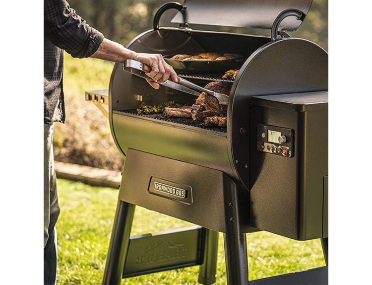 Traeger BBQ Grill Ironwood 885 - image 2