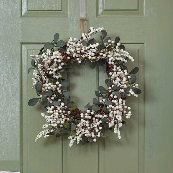 WinterBerry Wreath - 50 cm - image 1